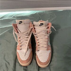 Nike Women's Sneakers - White and Pink